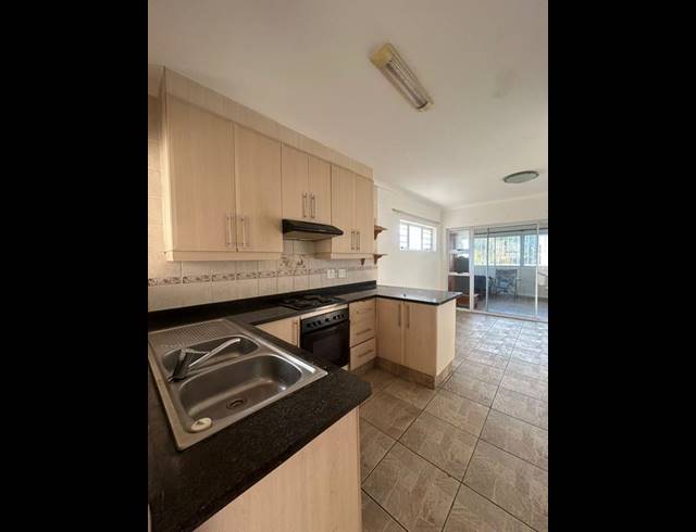 2 BEDROOM APARTMENT FOR SALE IN MANABA BEACH